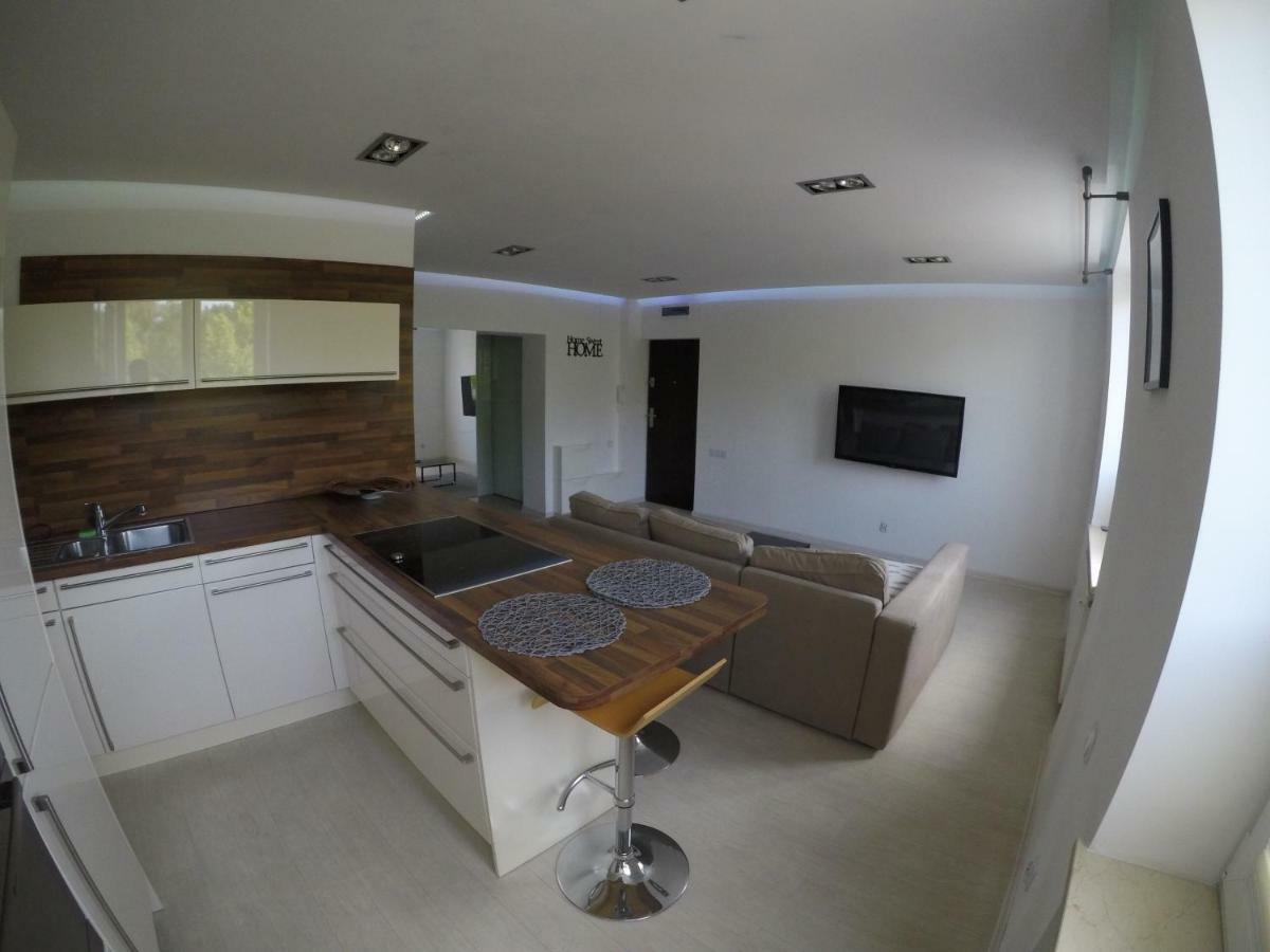 Nowoczesny Apartament III Al. Nmp Czestochowa Bagian luar foto