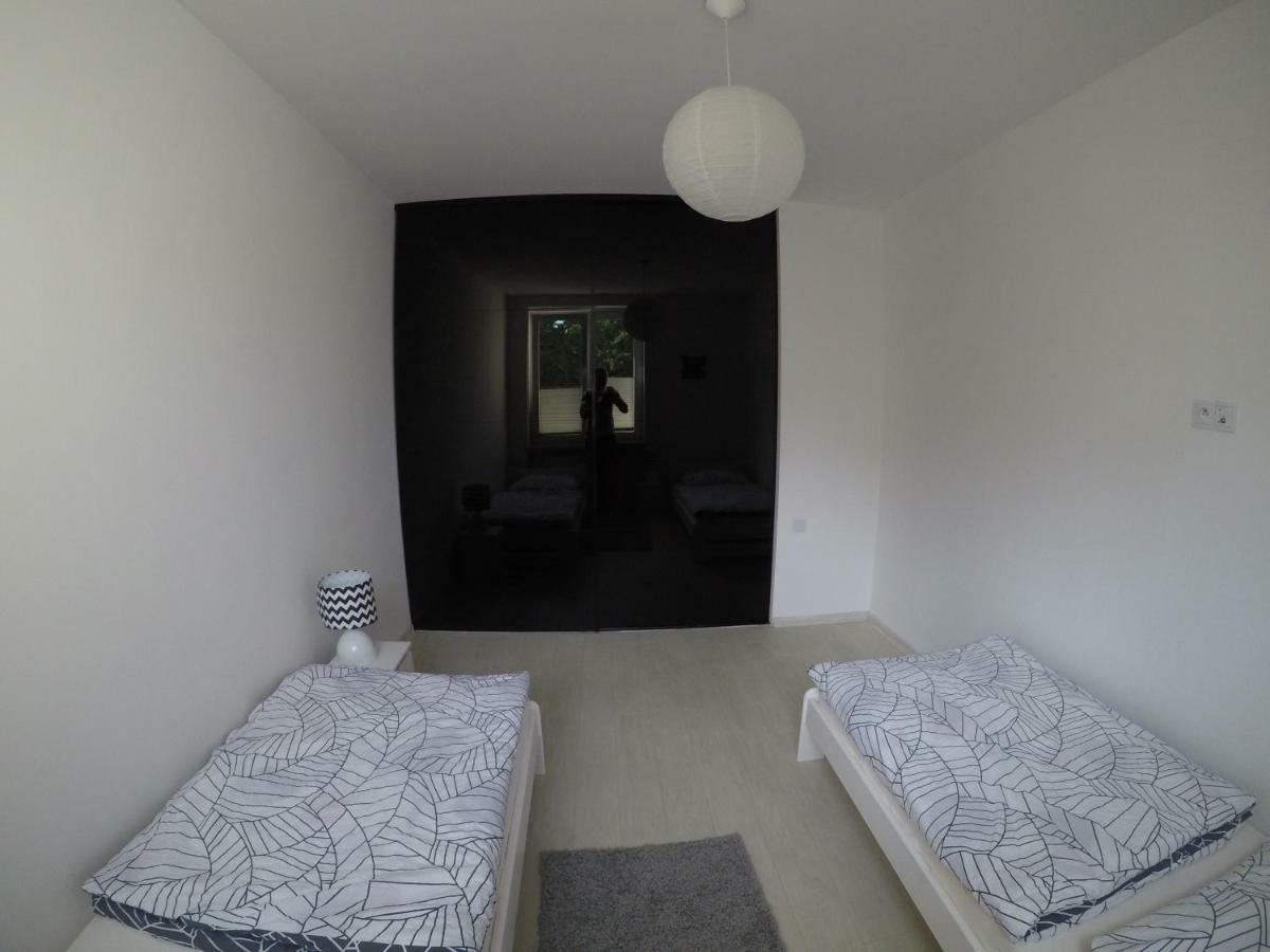 Nowoczesny Apartament III Al. Nmp Czestochowa Bagian luar foto