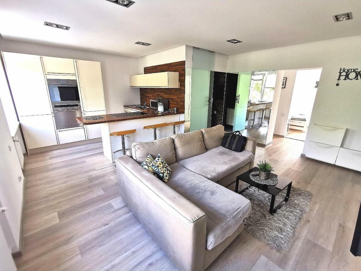 Nowoczesny Apartament III Al. Nmp Czestochowa Bagian luar foto