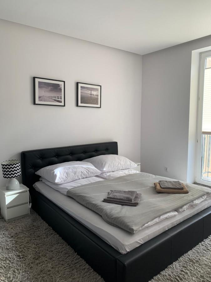 Nowoczesny Apartament III Al. Nmp Czestochowa Bagian luar foto